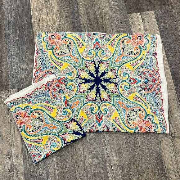 Pottery Barn Bindle Two Organic Cotton Standard Multi Color White Pillow Cases - Picture 1 of 6